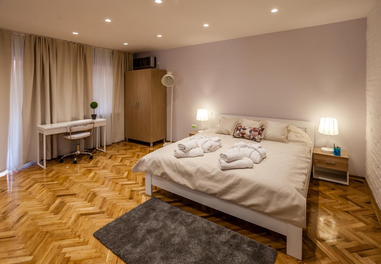 Apartmani Studio Zrenjanin Extérieur photo